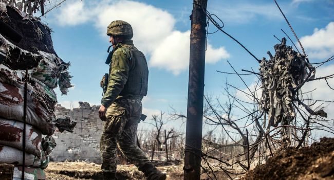 Теракты, заказные политические убийства, акции мести: аналитик рассказал, чем обернется отвод войск на Донбассе