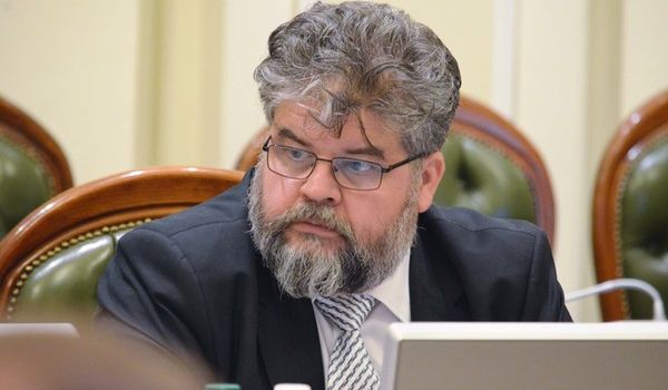 «Спалившаяся на переписке с бл*дями известная в узких кругах личность»: Журналист прокомментировала последний инцидент с Яременко «Спалившаяся на переписке с бл*дями известная в узких кругах личность»: Журналист прокомментировала последний инцидент с Яременко