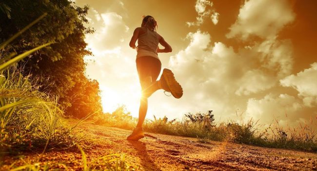 Утром или вечером: Учёные назвали самое лучшее время для пробежек