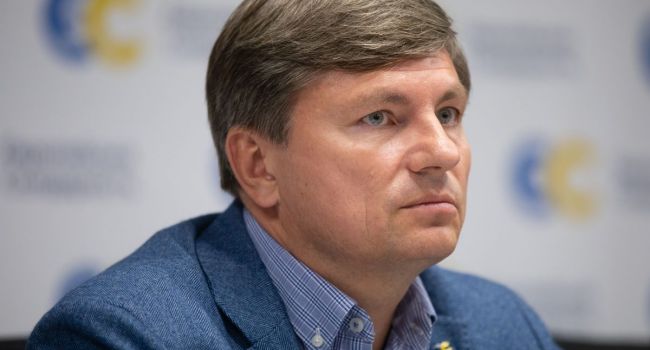 «Политическое шоу»: Герасимов считает, что задержание Дубневича нужно для того, чтобы отвлечь внимание от внешнеполитических провалов власти 