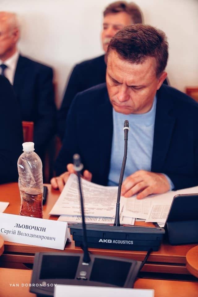 «Анализы? Сирьожинька сдал»: в сети высмеяли новое фото Левочкина «Анализы? Сирьожинька сдал»: в сети высмеяли новое фото Левочкина