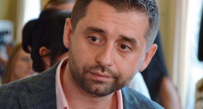 «После встречи в нормандском формате»: Арахамия рассказал, когда начнется работа над законопроектом о статусе Донбасса