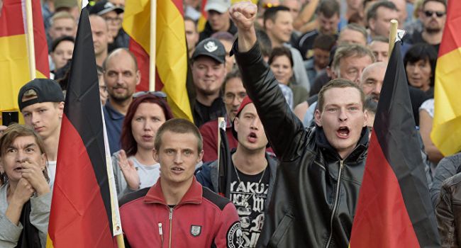 В федеральной земле Саксония существует реальная угроза захвата власти неонацистами