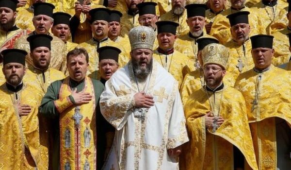 Попы УПЦ МП в Крыму яро агитируют за службу в армии: церкви предъявлено серьезное обвинение