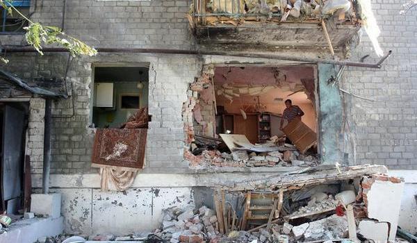 «Разрушенные дома и жизнь без электроэнергии»: Стали известны последствия обстрела Горловки 
