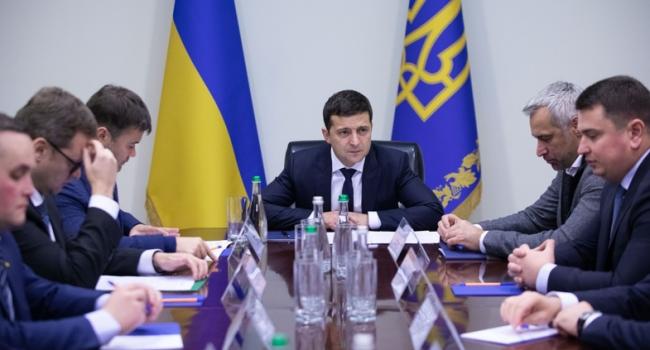«Нам сказал директор завода, что с 2009 года один танк построили мы с вами, один танк для ВСУ. Я в шоке!», - Зеленский «Нам сказал директор завода, что с 2009 года один танк построили мы с вами, один танк для ВСУ. Я в шоке!», - Зеленский