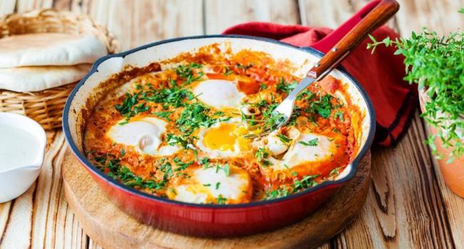 Израильская яичница, картофельный киш с грибами и сациви: рецепты самых вкусных блюд без вреда для фигуры 
