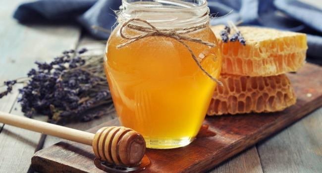 Похудеть и защититься от простуд: Доктор рассказала об уникальных свойствах меда
