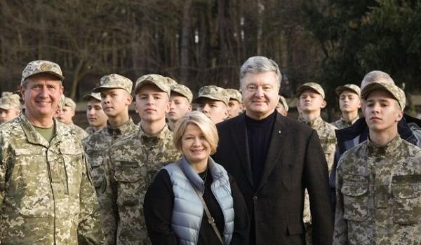 Порошенко: в Станице Луганской только украинская сторона совершила разведение сил 