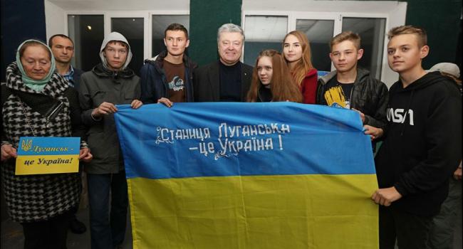 Проукраинская активистка из Станицы Луганской: когда я увидела Петра Порошенко, не сдержалась и заплакала