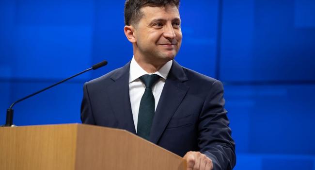 Фурса: выбирая между аплодисментами и реформами президент сделал свой выбор окончательно Фурса: выбирая между аплодисментами и реформами президент сделал свой выбор окончательно