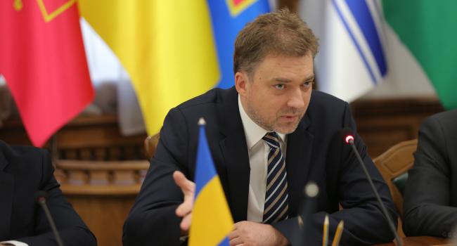 Воевать за свою территорию Украина не будет: Олешко раскритиковал опасную инициативу Загороднюка Воевать за свою территорию Украина не будет: Олешко раскритиковал опасную инициативу Загороднюка