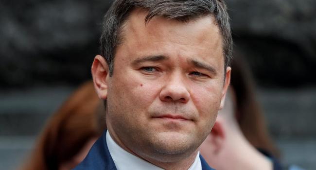 «Ослабление позиций Богдана»: Романенко прокомментировал решение Зеленского отправить в отставку Бухарева