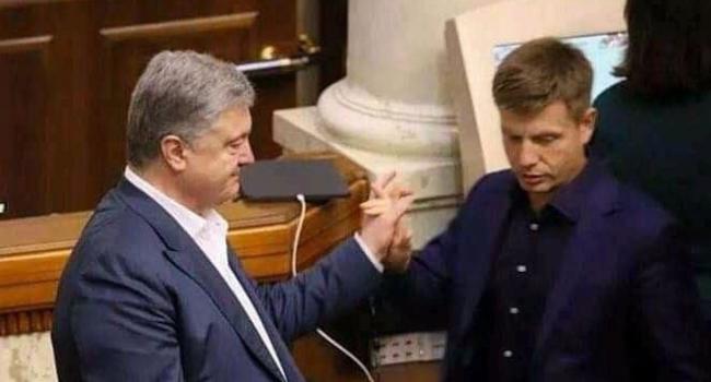 «Какой интим, всем на зависть»: «Трогательный» снимок Порошенко и Гончаренко вызвал ажиотаж в сети 