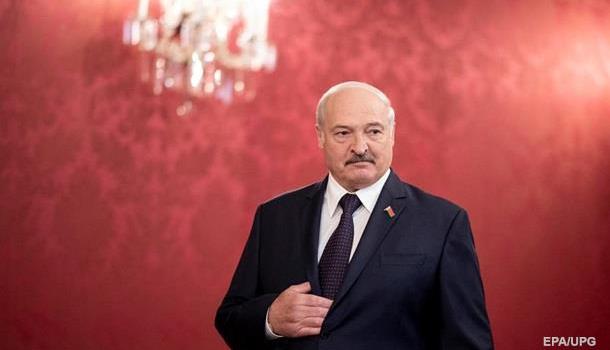«Я обязан»: Лукашенко анонсировал участие в президентских выборах