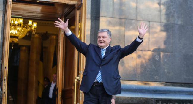 Бирюков о подозрении Порошенко: а, как же коррупция в АП? Об этом же лилось из всех «помойных бачков» Бирюков о подозрении Порошенко: а, как же коррупция в АП? Об этом же лилось из всех «помойных бачков»