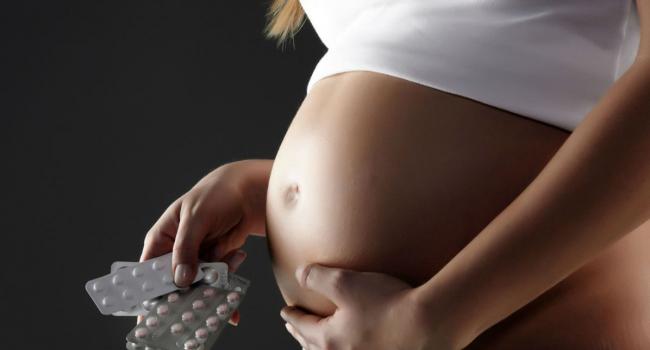 «Скорее к врачу!»: Медики рассказали о протекании цистита во время беременности