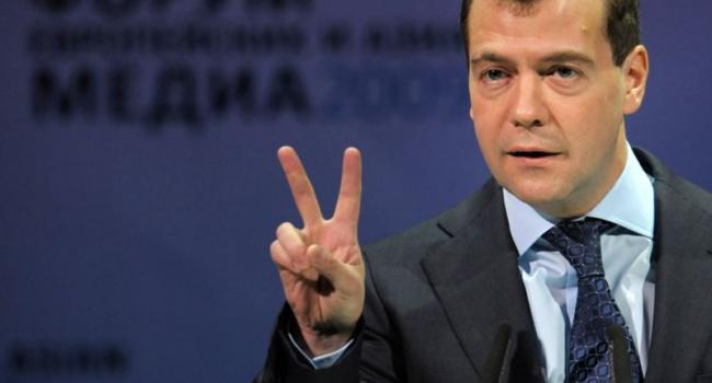 «Наших детей хоронить легче»: Садальский набросился на Медведева 