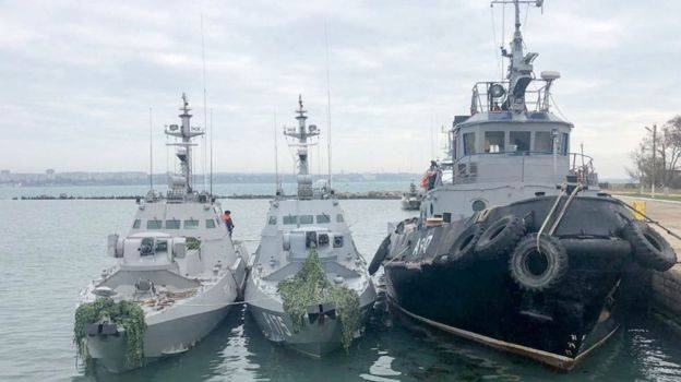 «Мародеры, существа»: Хомчак рассказал, кто разграбил украинские военные корабли в России 
