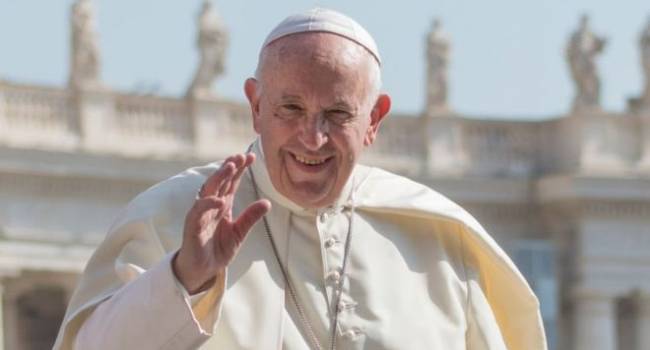 «Хотите достичь мира? Берите пример с Украины и России»: Папа Римский сделал неожиданное заявление