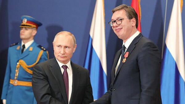 Все ради одного дела: Путин и Вучич провели обмен двусмысленными подарками