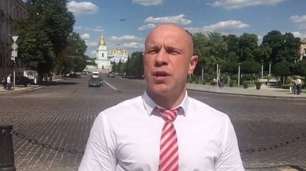 Спасла справка из психдиспансера: журналист рассказал, как Кива чуть не попал в тюрьму Спасла справка из психдиспансера: журналист рассказал, как Кива чуть не попал в тюрьму