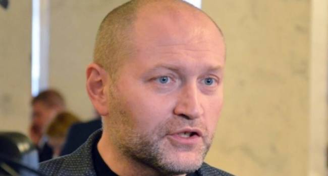 «Еще больше обвалит рейтинг президента и правящей партии»: Береза объяснил, почему парламент может отложить рассмотрение во втором чтении законопроекта о рынке земли