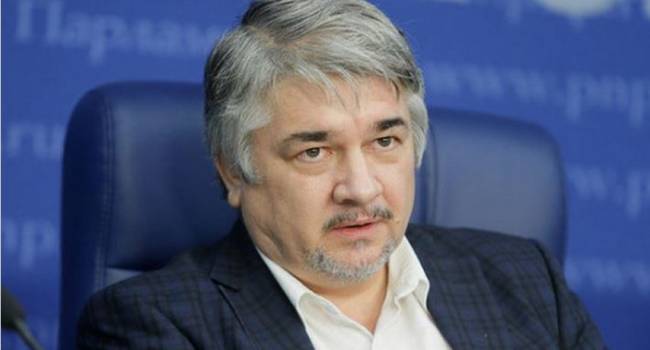 «Позиции сильно уязвимы»: Политолог заявил, что в нынешнем состоянии Украина долго не протянет 