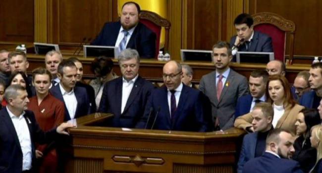 Волонтер: наступає «золотий час» для опозиції. Тепер уже опозиція буде критикувати «слуг народу» і готуватися до виборів