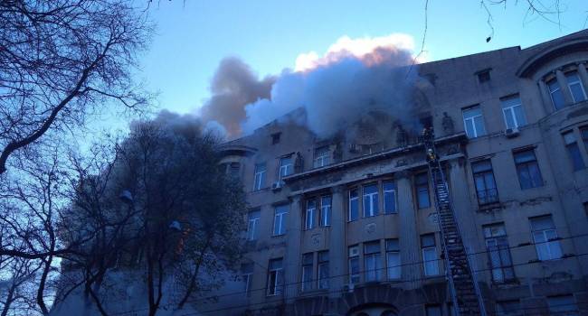«Перекинули проблему и забыли»: Кучеренко озвучил свою версию пожара в колледже Одессы