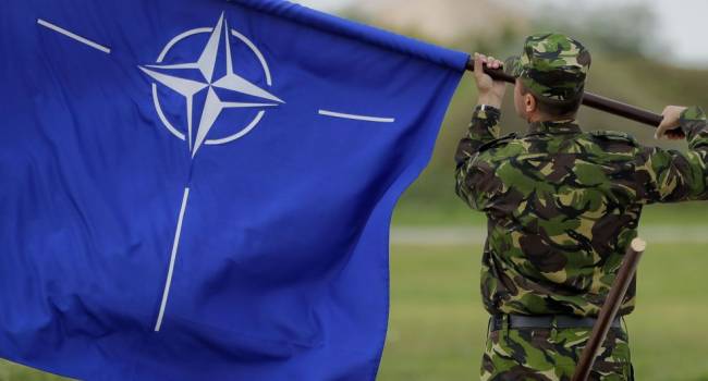 Военный эксперт: Украина действительно защищает восточный фланг НАТО, пока есть мы, Москве не до агрессии против Запада
