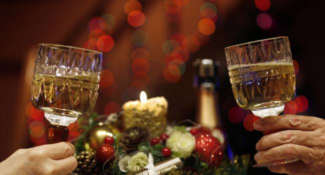 В Новый год особенно опасно: эксперты предупредили об употреблении некоторых видов алкоголя