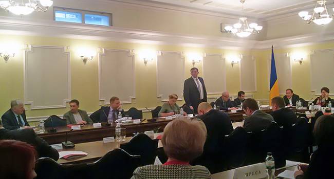 Продление закона об особом статусе Донбасса: В Комитете Рады рекомендовали проголосовать «за»