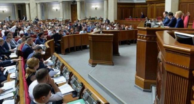 Продлив закон об особом статусе Донбасса власть обезопасила себя от принятия «формулы Штайнмайера»: политолог раскрыл секрет