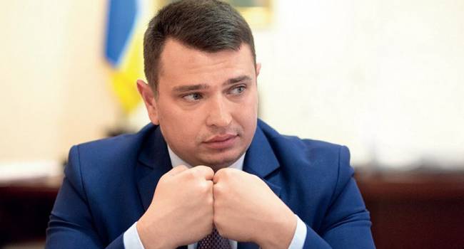 Сытник в очередной раз признан судом коррупционером, от Зеленского требуют увольнения скандального «антикоррупционера» Сытник в очередной раз признан судом коррупционером, от Зеленского требуют увольнения скандального «антикоррупционера»