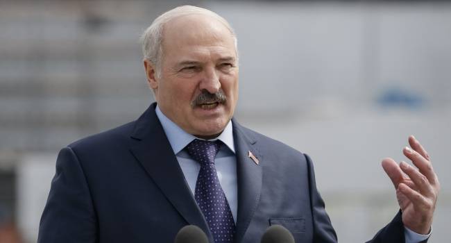 Политолог: «Москва дает Беларуси миллиарды, а Лукашенко наживается на войне на Донбассе»