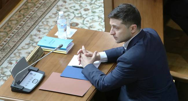 Особый статус Донбасса продолжен на один год: Зеленский подписал документ 