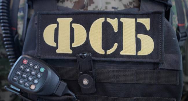 «Есть жертвы, москвичи разбегались в панике»: Здание ФСБ на Лубянке атаковали трое вооруженных людей