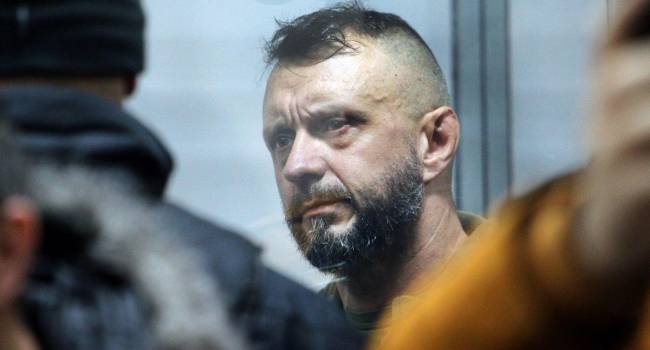 Адвокат Антоненко подал в суд на Авакова, Зеленского, Рябошапку и Коваля