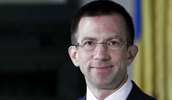 ЕС отменит безвиз с Украиной? В ЕС прокомментировали слухи ЕС отменит безвиз с Украиной? В ЕС прокомментировали слухи