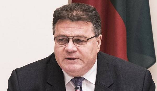 Литва раскритиковала запуск поездов по Крымскому мосту 
