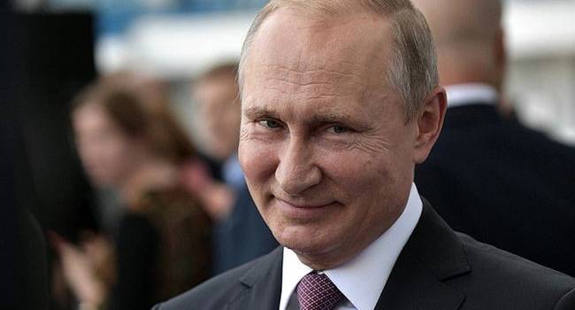 Путин не уверен, что большая часть его соотечественников ощущают реальные перемены к лучшему Путин не уверен, что большая часть его соотечественников ощущают реальные перемены к лучшему