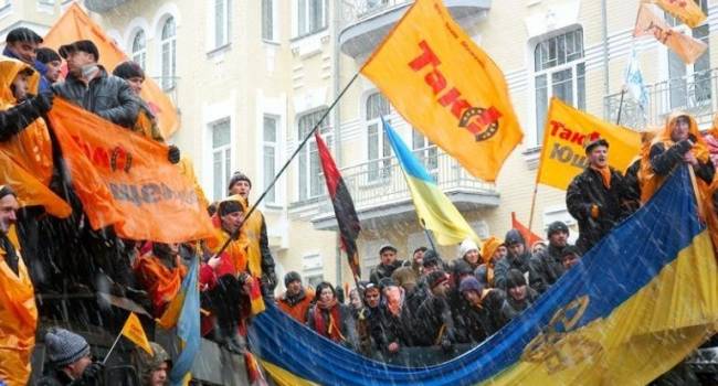 Историк: 15 лет назад победила первая Оранжевая Революция – в Донецке уже тогда было неспокойно