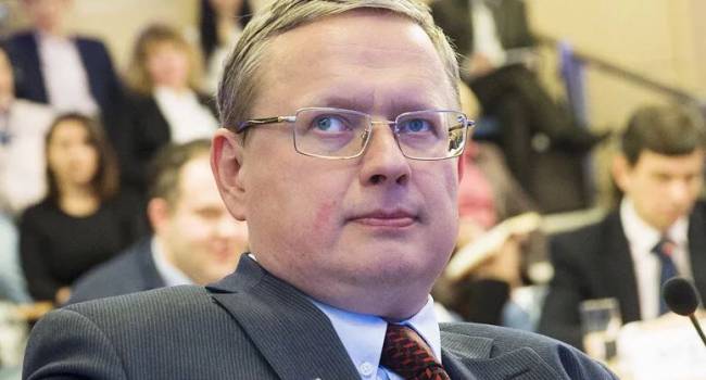 «Хуже нашествия Гитлера»: российский политолог рассказал, какие потери понесла страна из-за политики Медведева «Хуже нашествия Гитлера»: российский политолог рассказал, какие потери понесла страна из-за политики Медведева