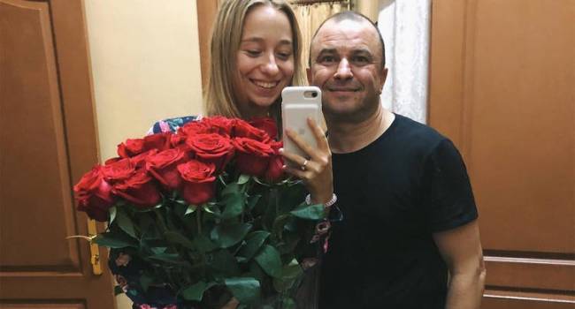 «Она очень хочет эту свадьбу»: стало известно, что Виктор Павлик женится на молодой любовнице 