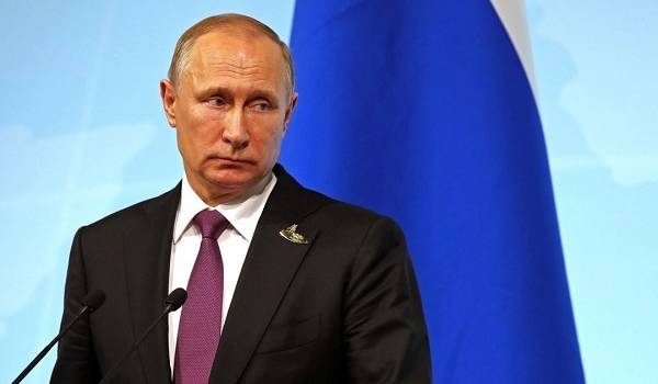 «Остался только крестик»: Путин едва не погиб в собственном доме