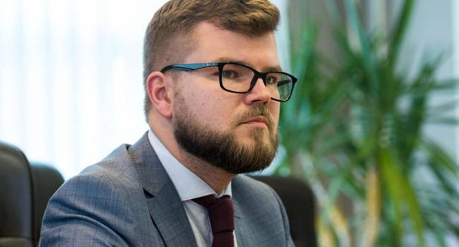 «Укрзализныця» остается без руководителя: Кравцов идет в отставку