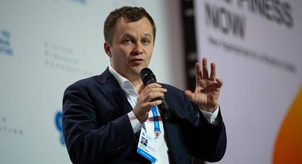 «Что вы сделали для фронта?»: Милованов вступил в жесткую перепалку с преподавателей из-за Донбасса «Что вы сделали для фронта?»: Милованов вступил в жесткую перепалку с преподавателей из-за Донбасса
