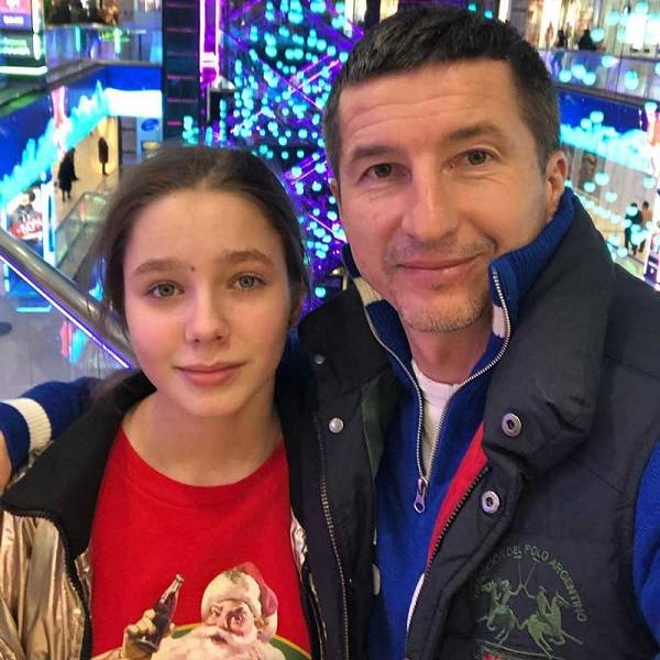 «На Юлечку похожа»: в сети поразились схожестью дочери Юлии Началовой с матерью 