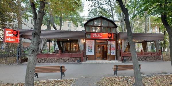 «Не пойдем, у вас владелец сепар»: в Одессе пророссийский активист закрыл свой ресторан из-за отсутствия клиентов 